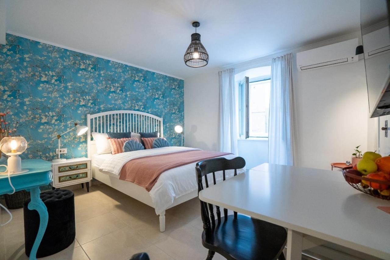 Vincent Studio Apartment Rijeka Luaran gambar